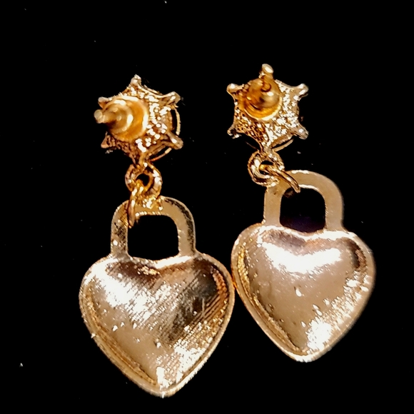 🇫🇷 Paris Heart Earrings - Picture 4 of 5